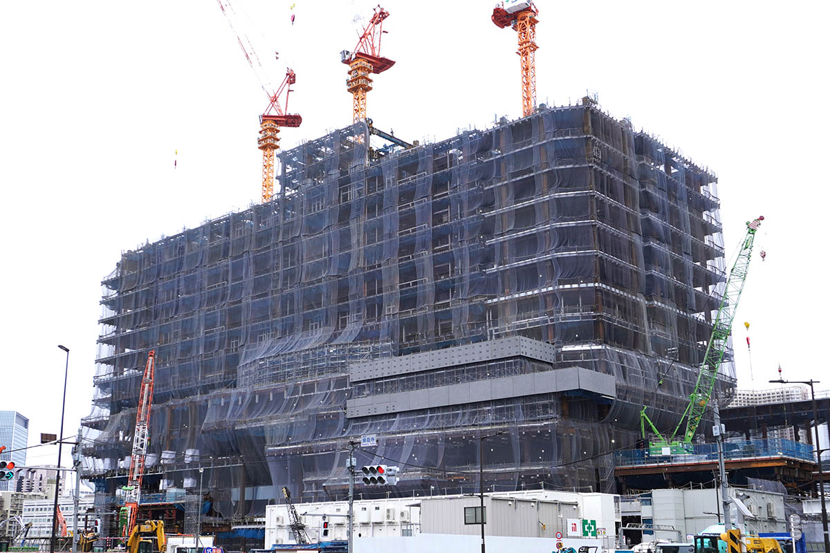 地上31階の規模となるTHE LINKPILLAR 2。国道15号・泉岳寺交差点から撮影