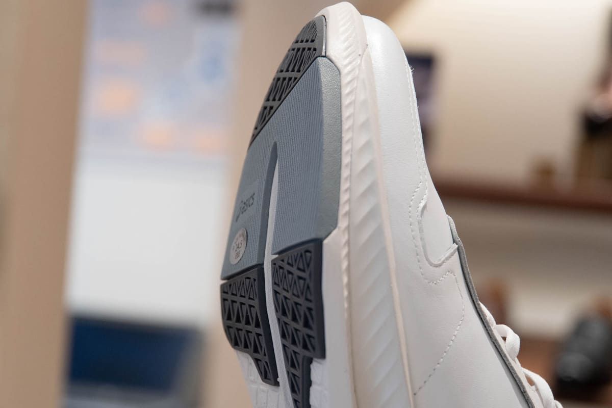 底面の薄いグレーの部分がフラットゾーン