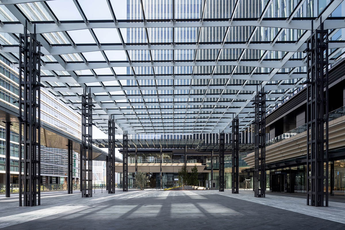 グランモールプラザ