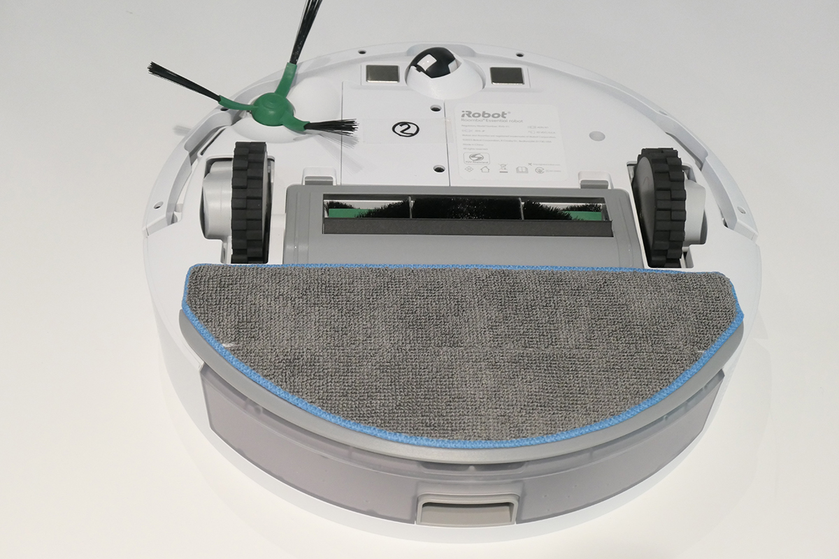 いずれもゴミを吸引しながら水拭きできる