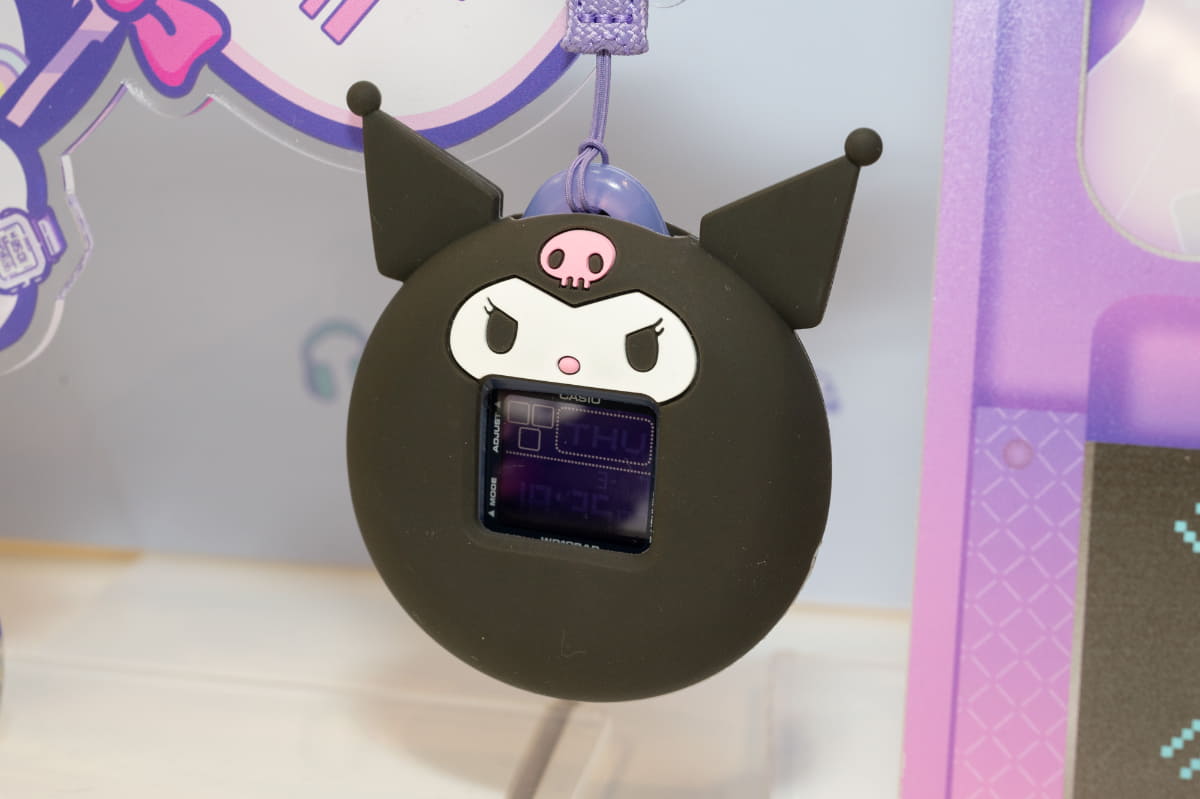 専用ホルダーの上から被せるクロミのカバー