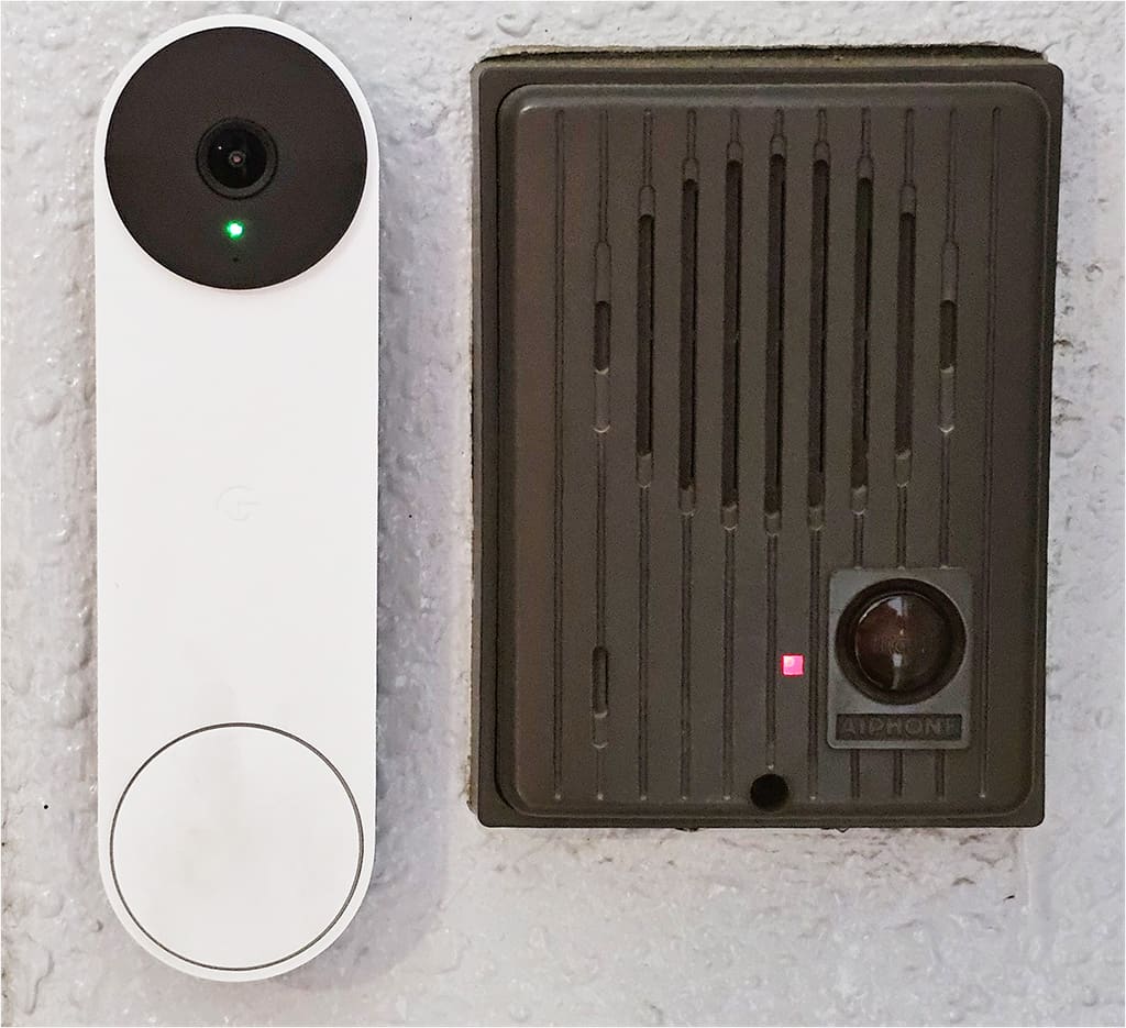 Googleの「Google Nest Doorbell」もあわせて設置している
