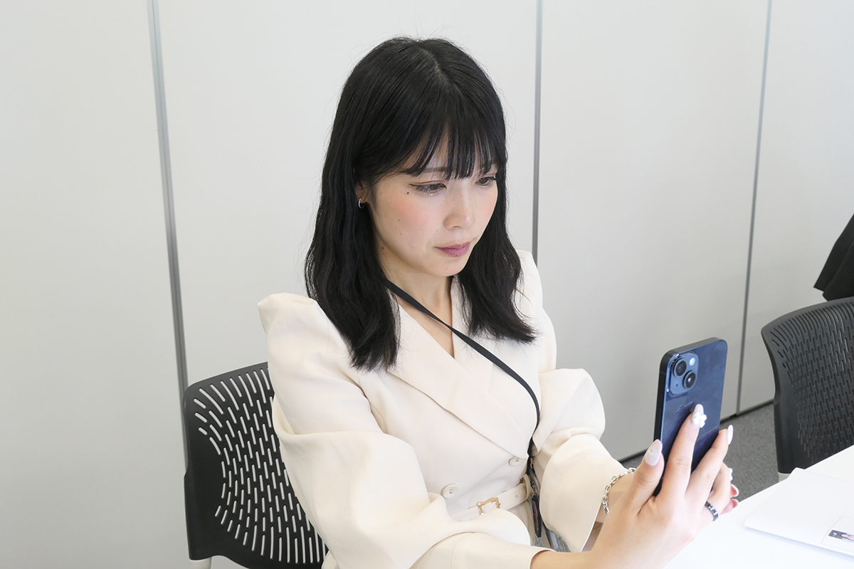 自分の顔で試せる