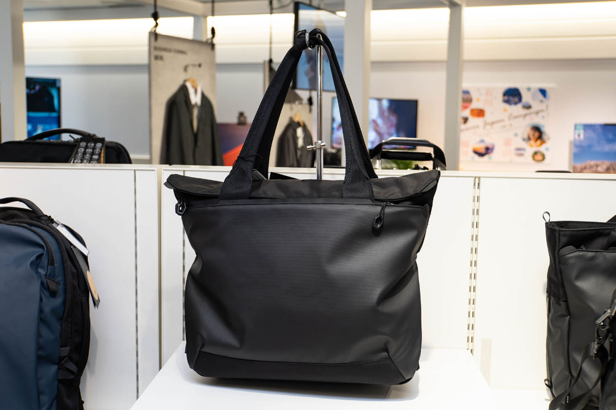 ace. ラグレンティス ビス フラップトート