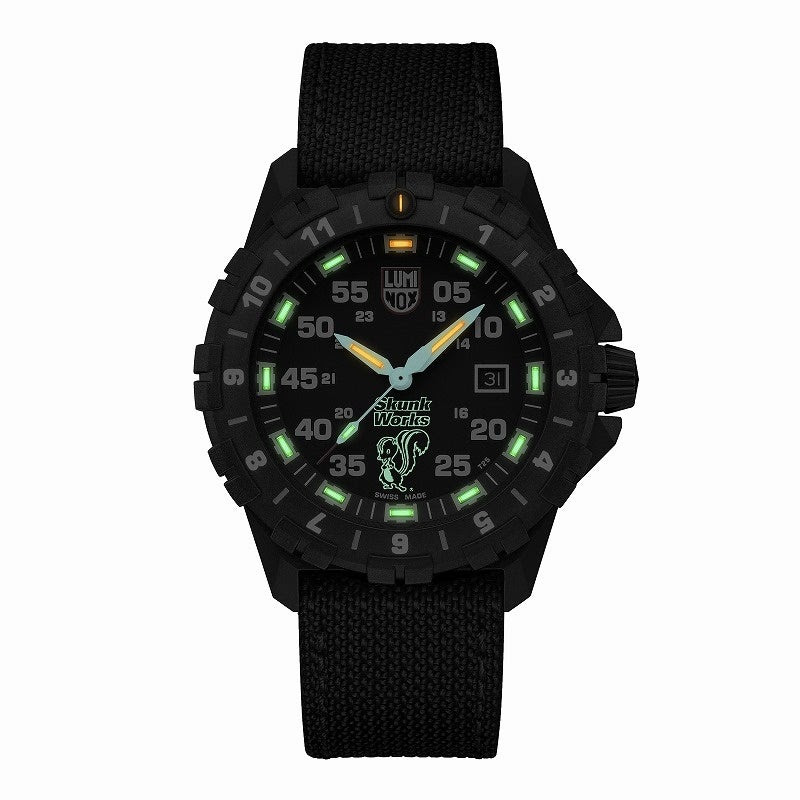 Luminox F-117 Nighthawk×Skunk Works 6440 Heritage SERIES(Ref.6442.H.SET)、89,100円