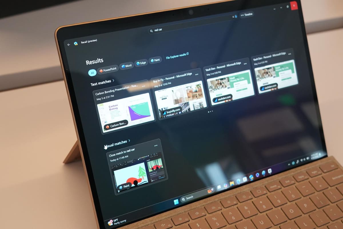 Recallの実機デモ。「赤い車」というキーワードで、過去に行った「赤い車を描いた作業」を呼び出すこともできる