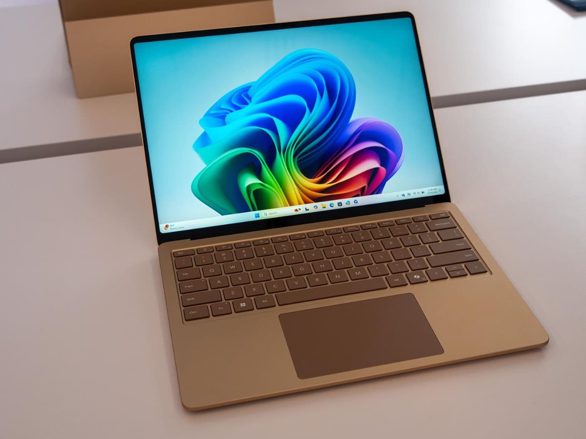 Surface Laptop 13.8インチモデル