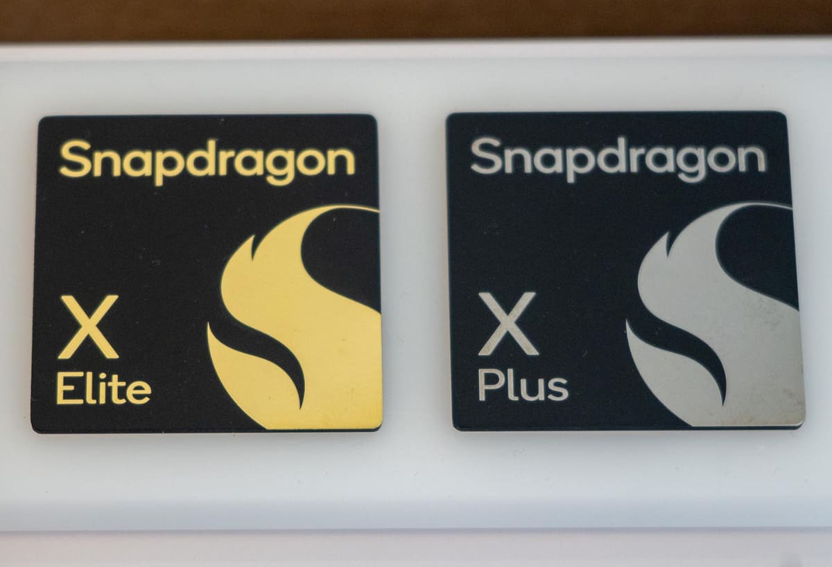 プロセッサーはクアルコムの「Snapdragon X」シリーズ