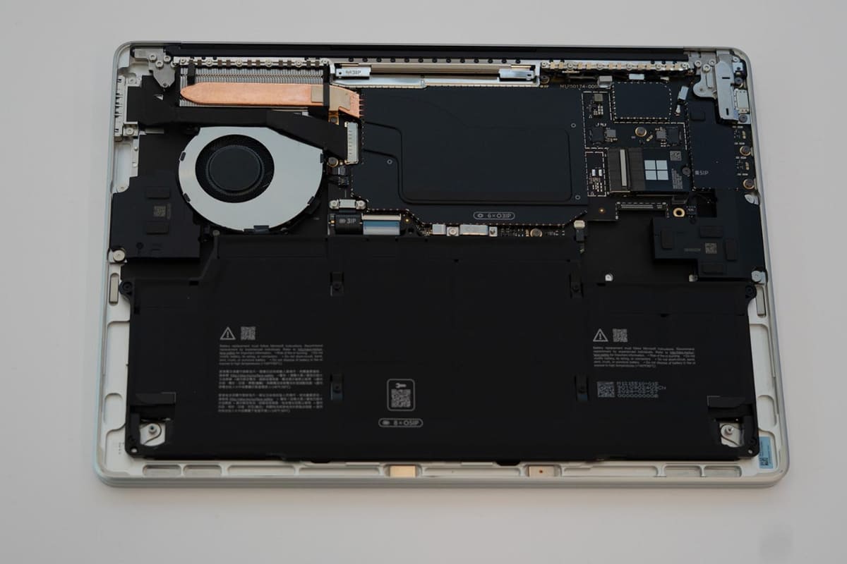 発表会場には分解モデルも展示