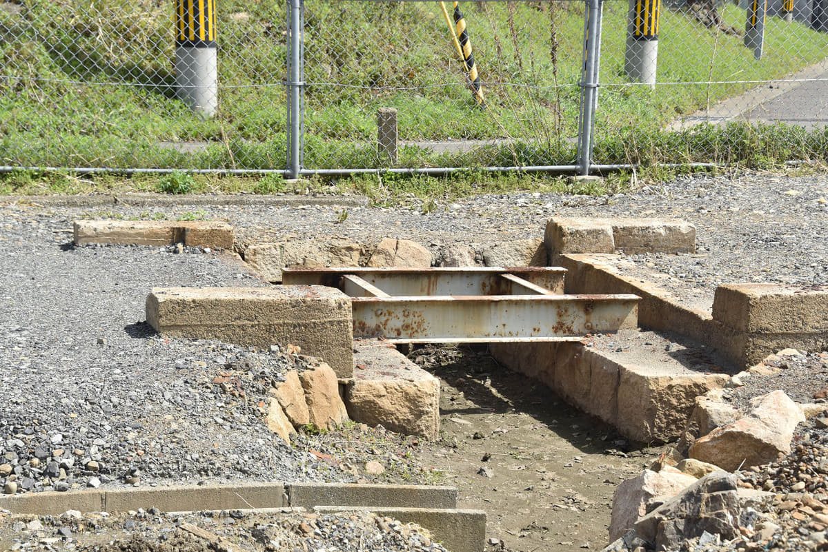 敦賀港線の線路跡
