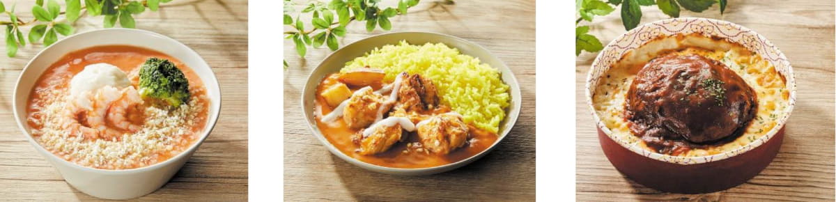 左から、海老トマトクリームスープごはん、タイ風ココナッツカレー、ハンバーグドリア