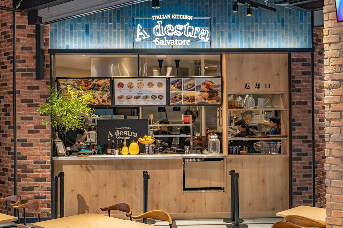 イタリアン「A destra Salvatore」