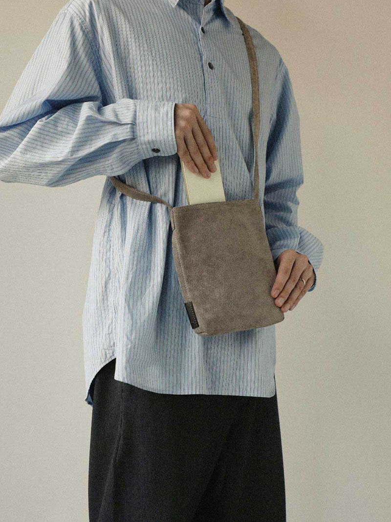 ショルダーバッグ