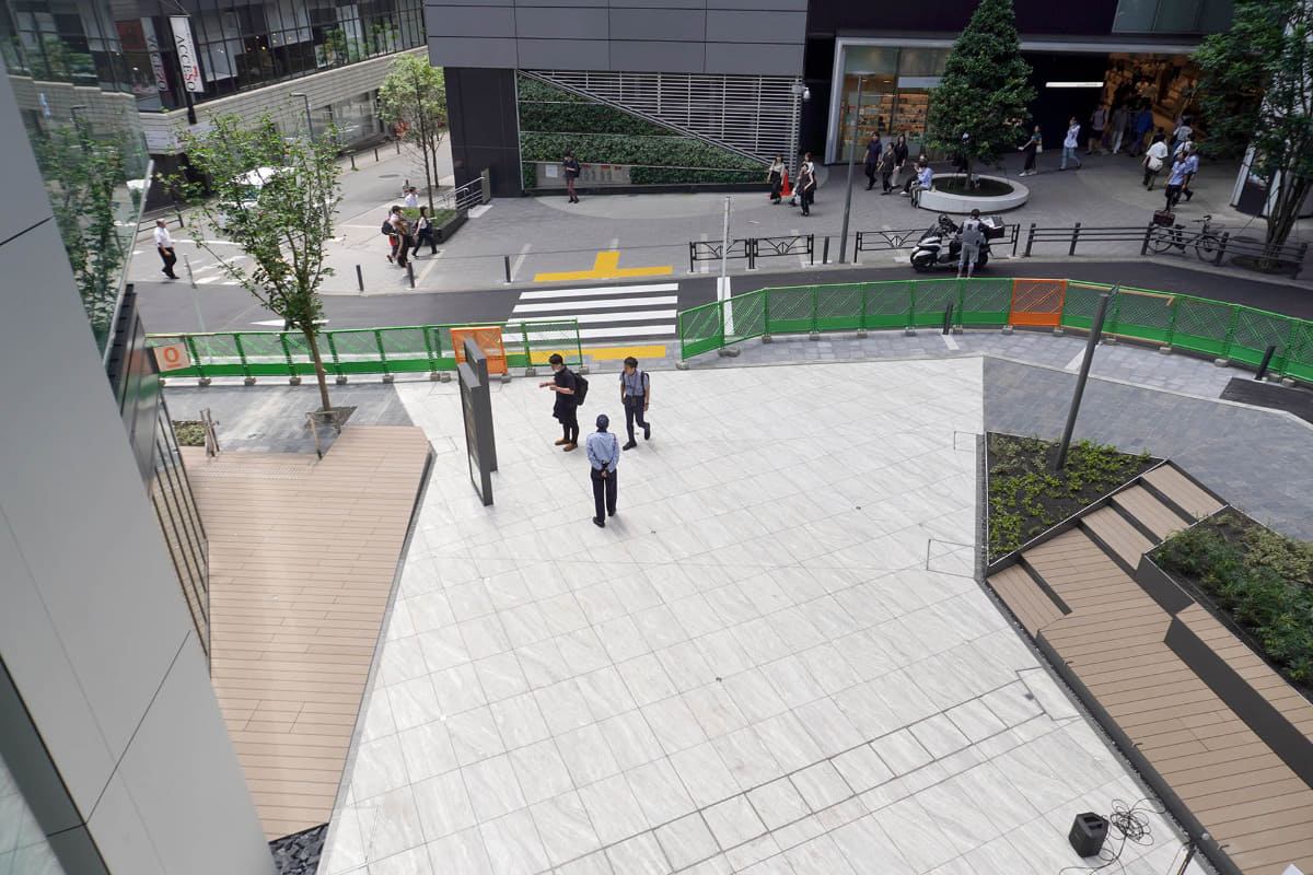 2階のデッキから見たSHIBUスポット