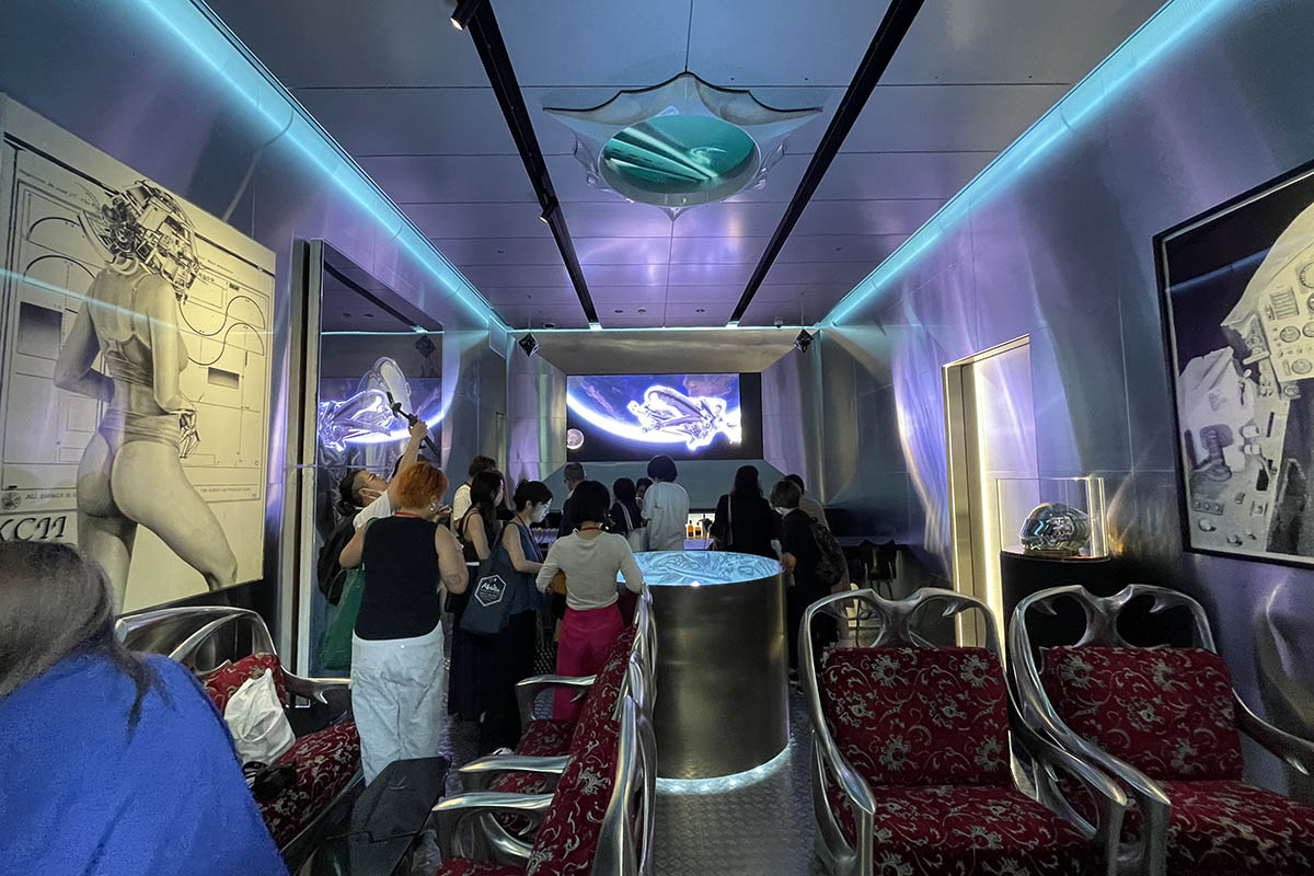 NANZUKA TAKEN(BAR/2階)