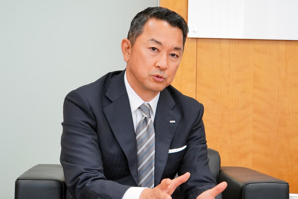 インタビューにこたえたドコモの前田社長