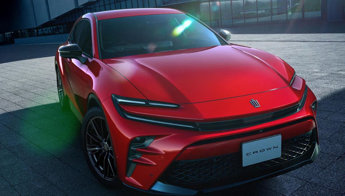 クラウン(スポーツ) SPORT RS
