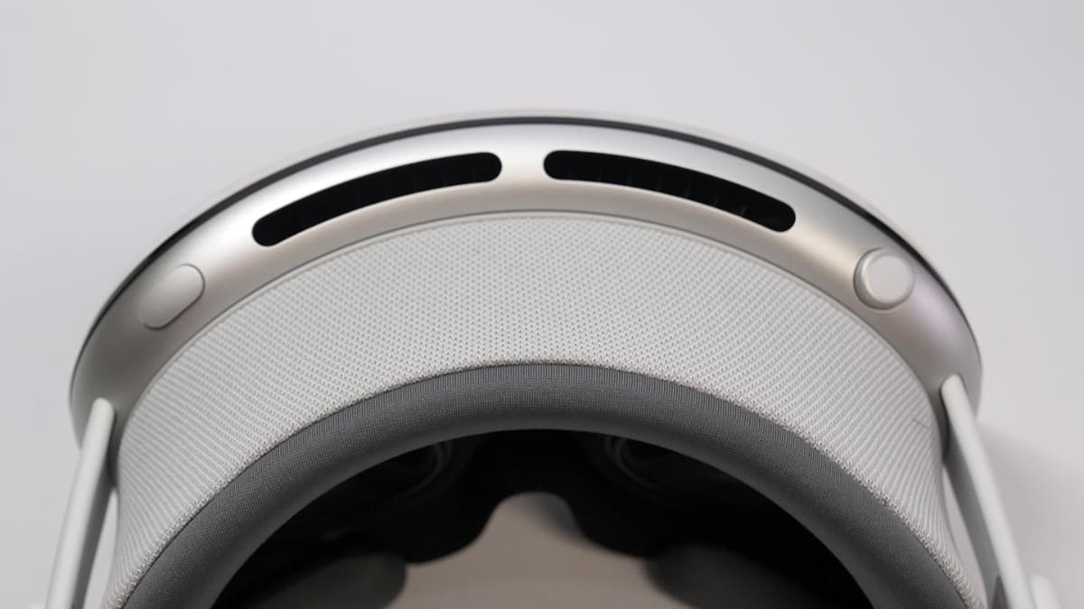 左にトップボタン、右上にデジタルクラウン