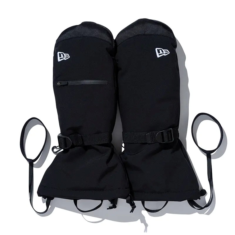 「Snow Over Mitt」、8,800円