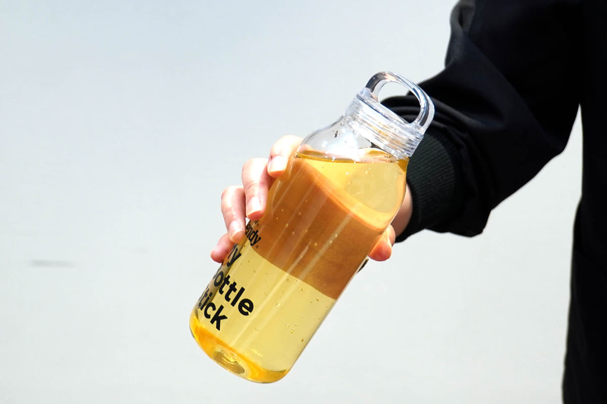 5秒ほど軽く振るだけで完全に溶ける!