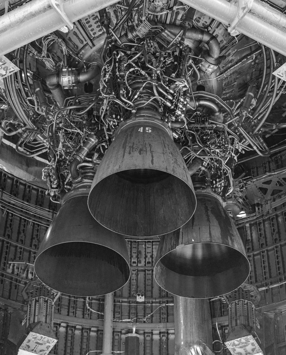 2021年、開発中のスターシップとラプターエンジン(©SpaceX)