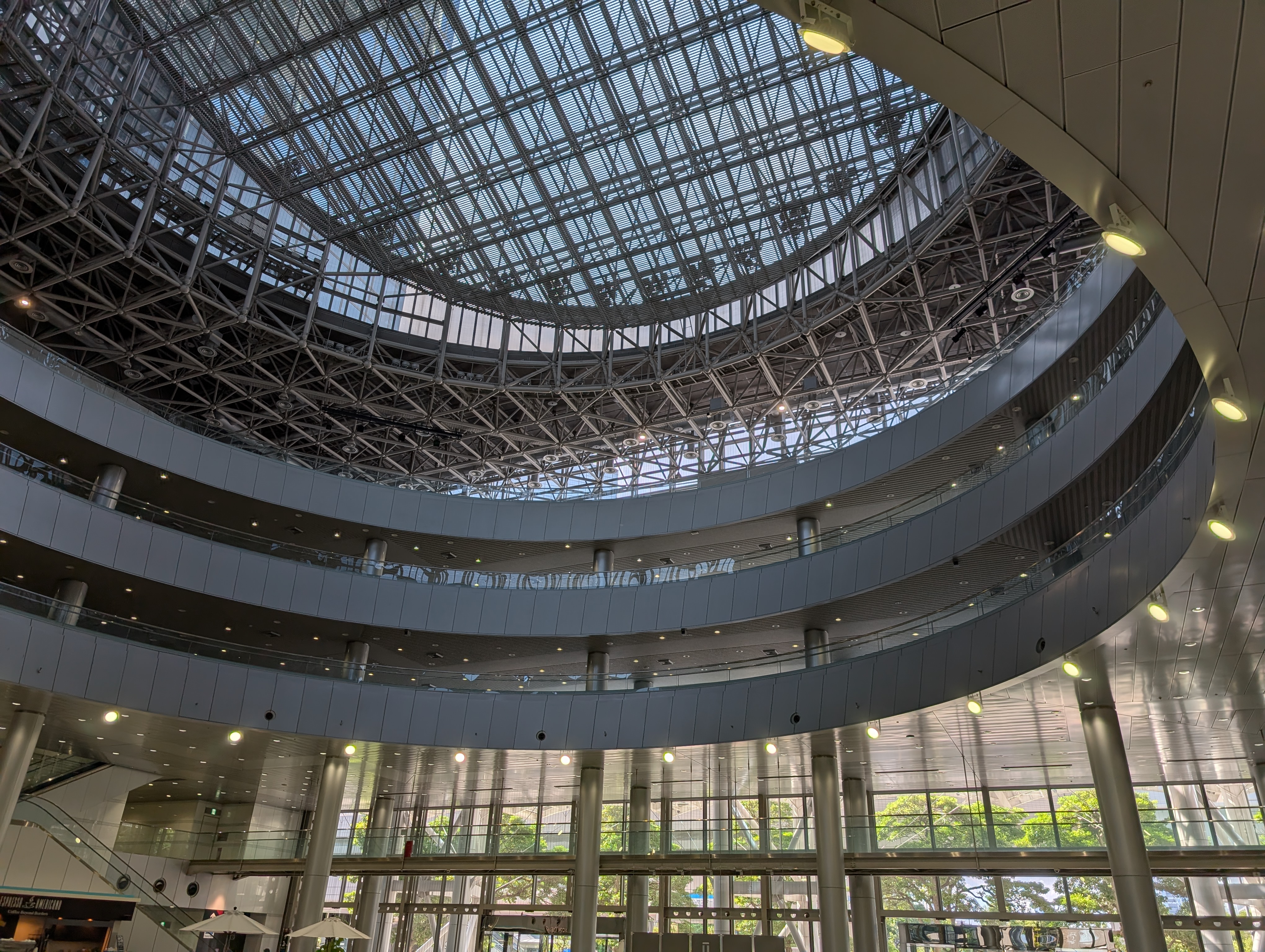 カメラアプリでズーム1倍(ズームなし)の状態