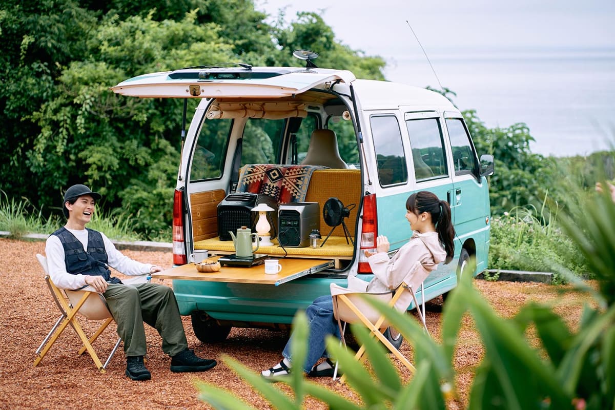 キャンプやクルマでも活躍