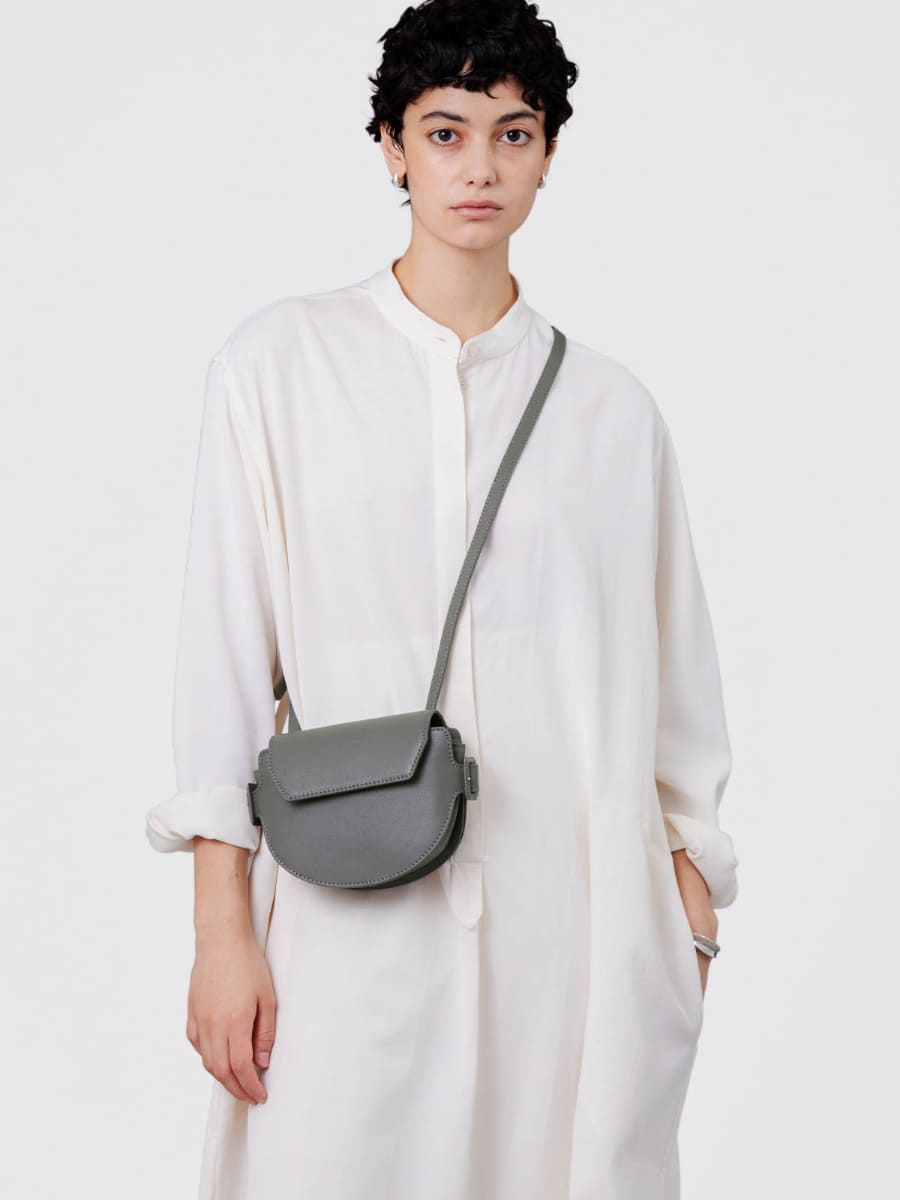 ガゼットコード フラップミニショルダー