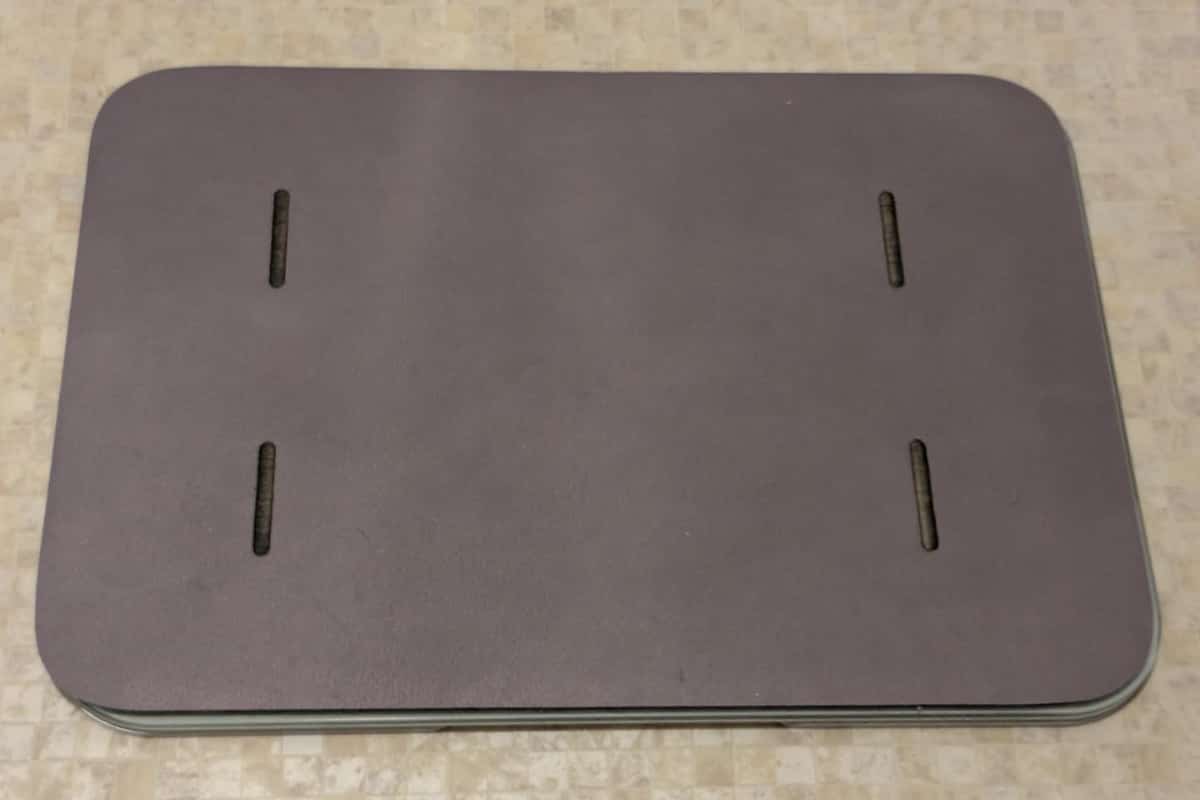 スマートバスマット第2弾「スマートバスマット 体組成計モデル」。本体価格は19,800円