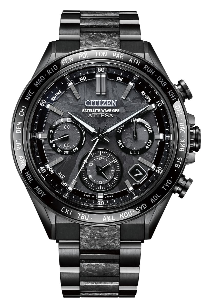 シチズン アテッサ ACT Line エコ・ドライブGPS衛星電波時計F950 ダブルダイレクトフライト HAKUTO-R コラボレーションモデル(CC4067-66E)、374,000円。世界限定2,300本