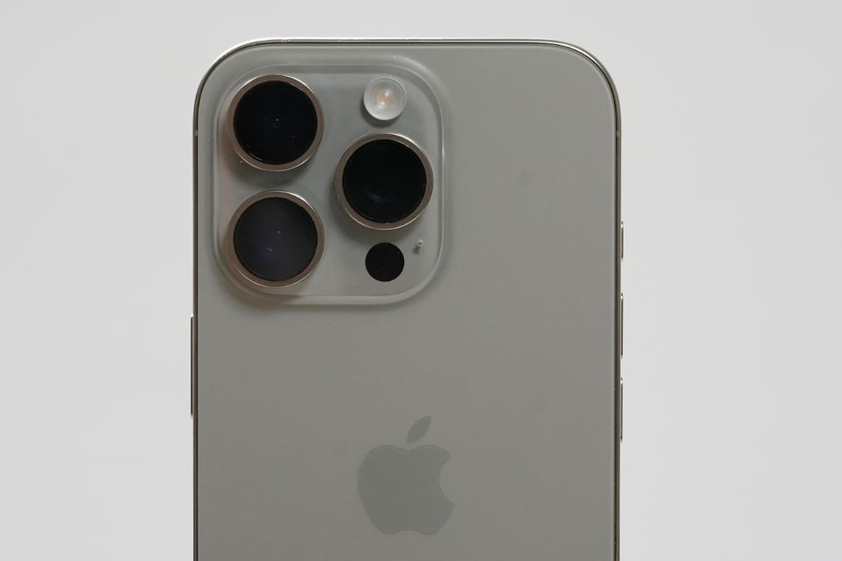 iPhone 16 Proのカメラ部