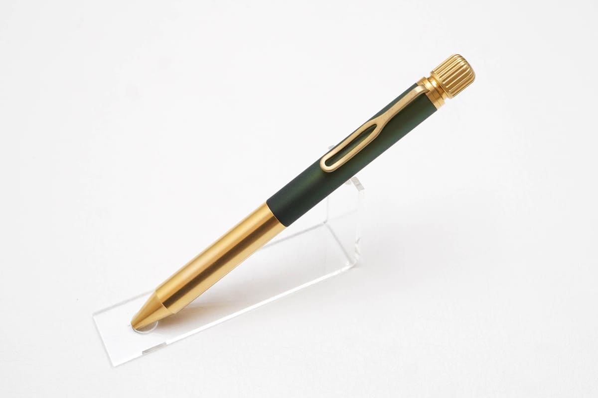 サクラクラフトラボ 001 ゲルインキボールペン グリーンブラック(5,500円)