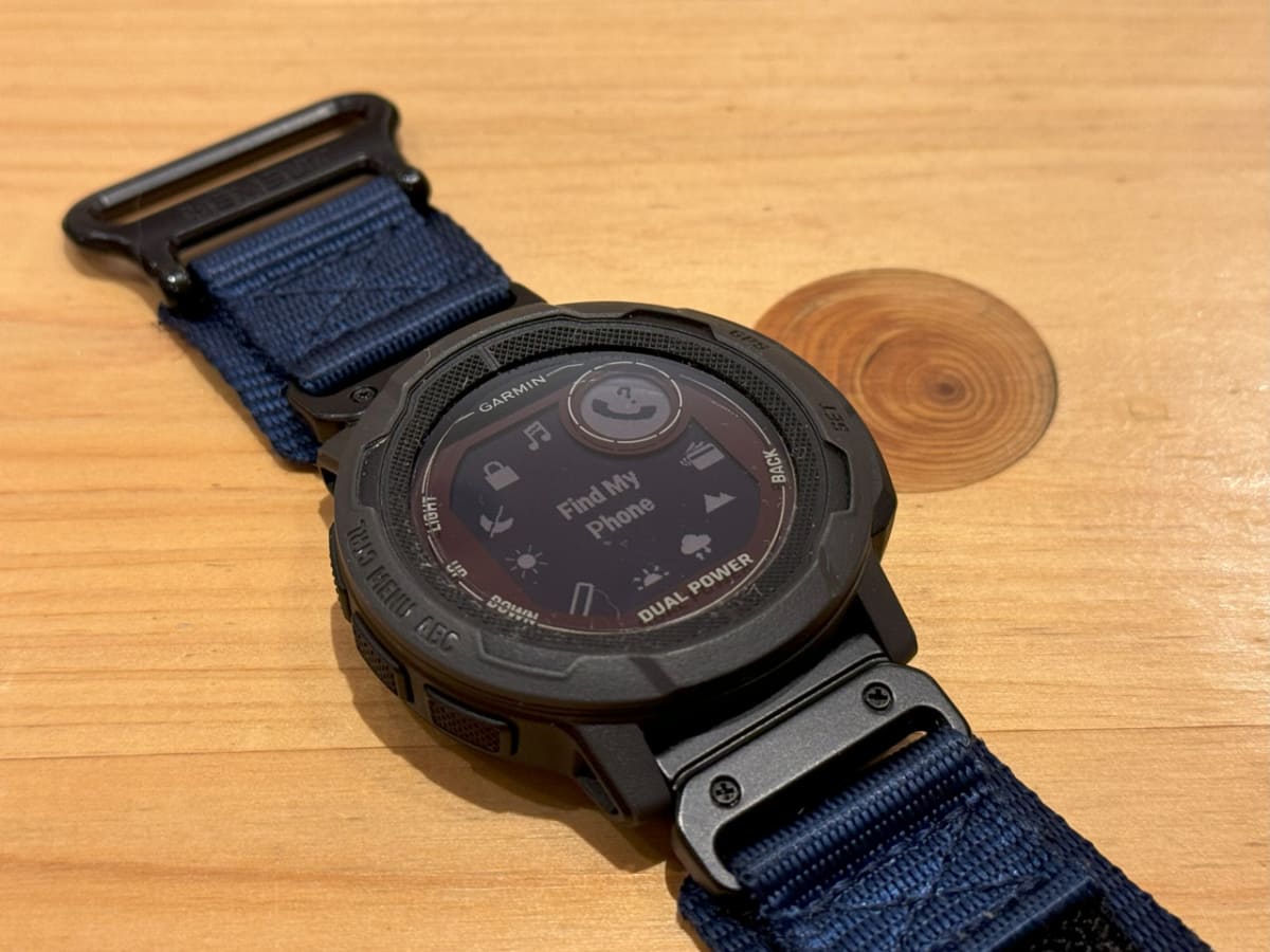 「Garmin Instinct 2 Dual Power」の「Find My Phone」(電話を探す)機能