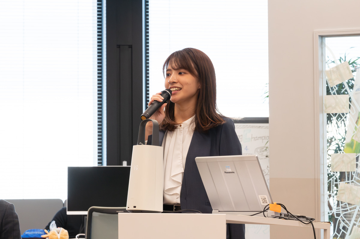 オカムラ オフィス環境事業本部 マーケティング本部 ワークプレイス製品部の岩田友香氏