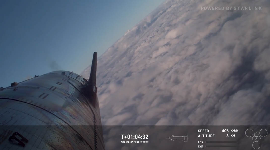 スターシップ着水の様子(出典：SpaceX)