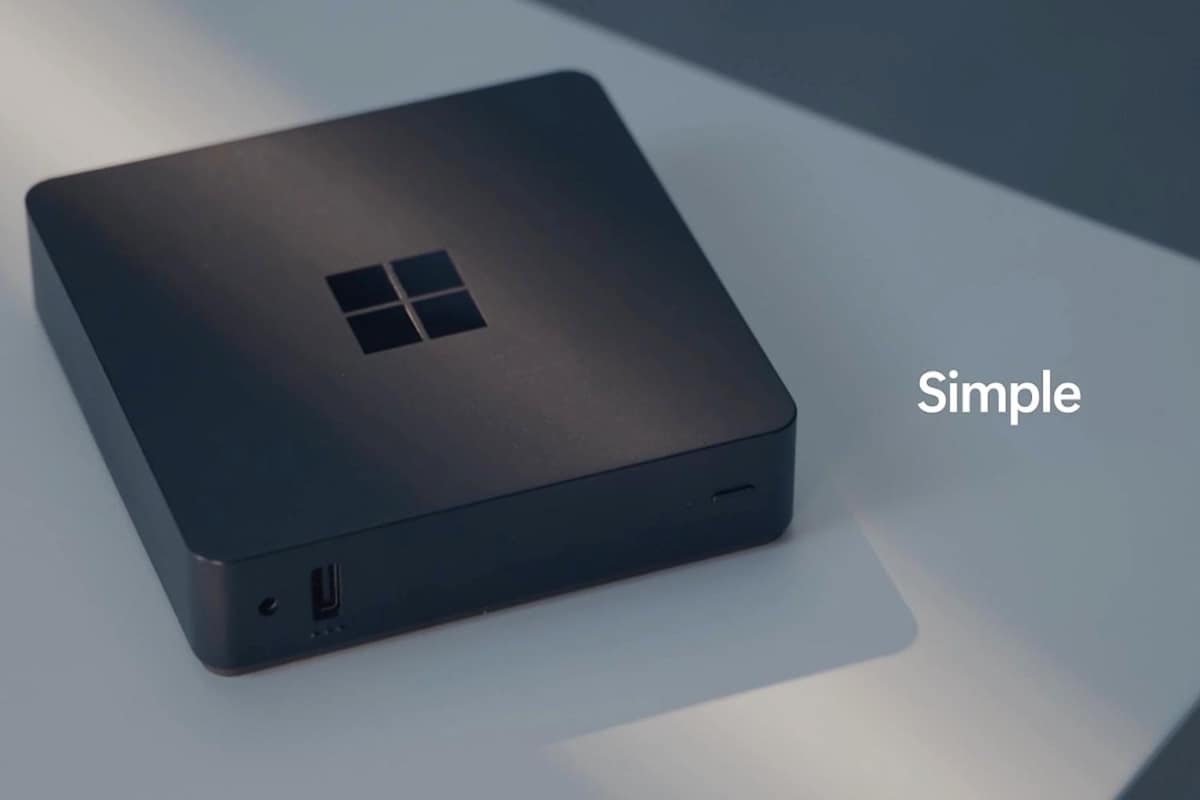 Windows 365 Link。小型で安価なWindows 365用シンクライアントで、'25年4月出荷予定