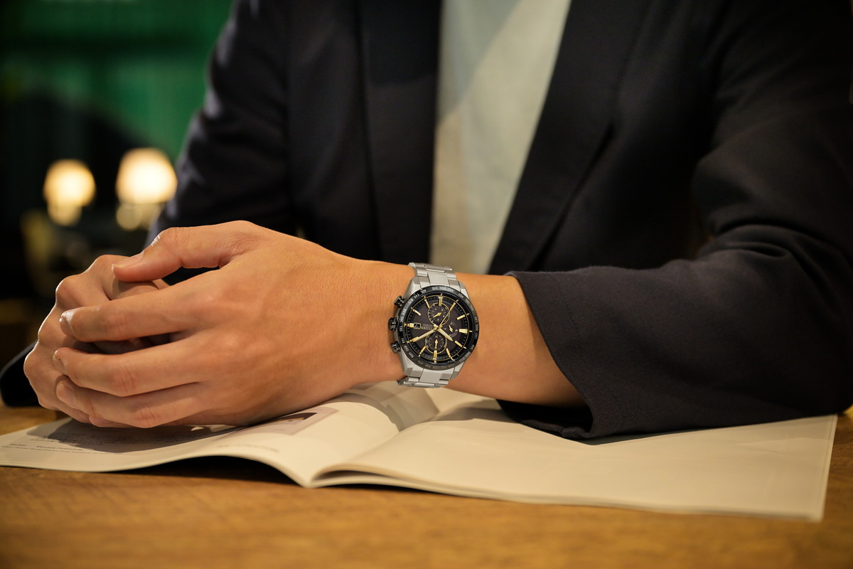 シチズン アテッサ ACT Line エコ・ドライブ電波時計 ダイレクトフライト(AT8184-57E)、159,500円。限定1,300本