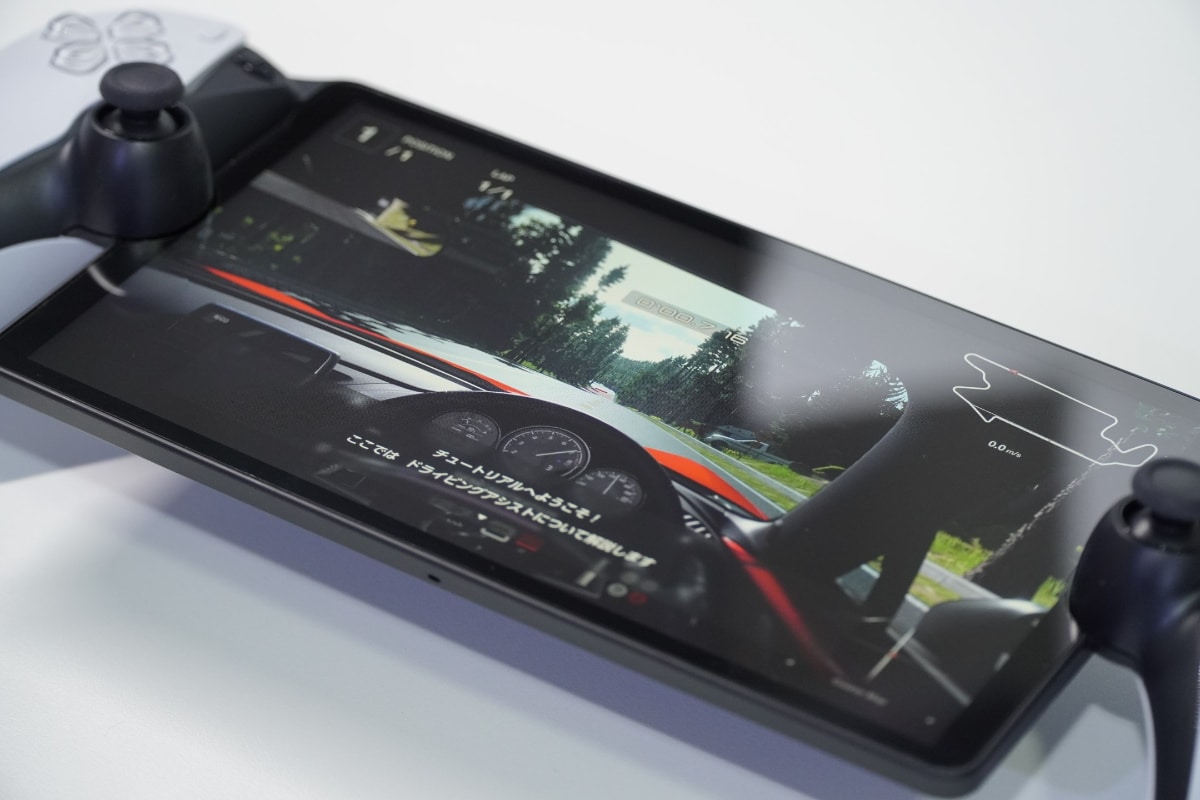 寝ながら高画質でゲームができるのが魅力