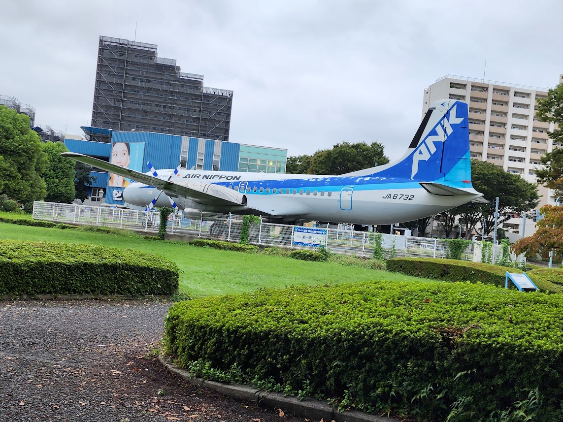 所沢の航空公園(めちゃくちゃ広い)に行ったときも利用。航空公園駅にもベビカルはあります。あまりにも日常的に利用しているのでベビーカーの写真は撮り忘れました