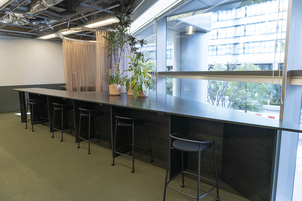 カウンター席
