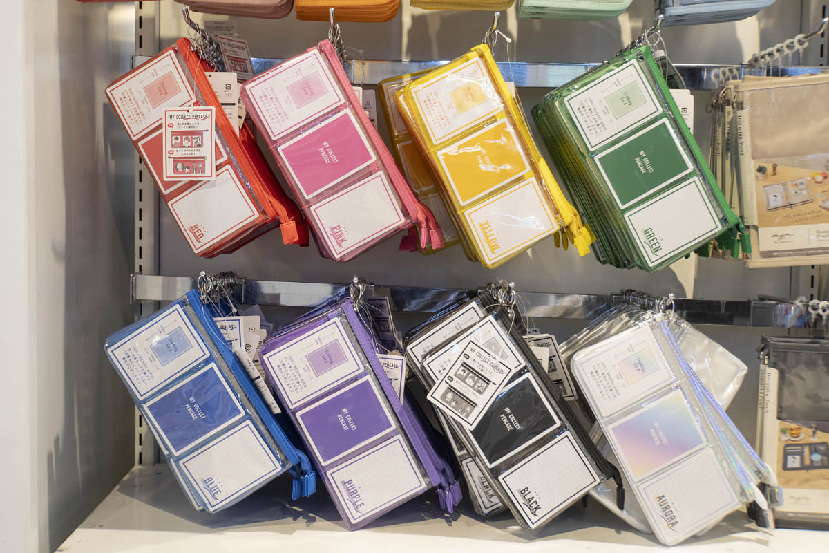 カラバリも豊富で推しカラーを選ぶこともできる