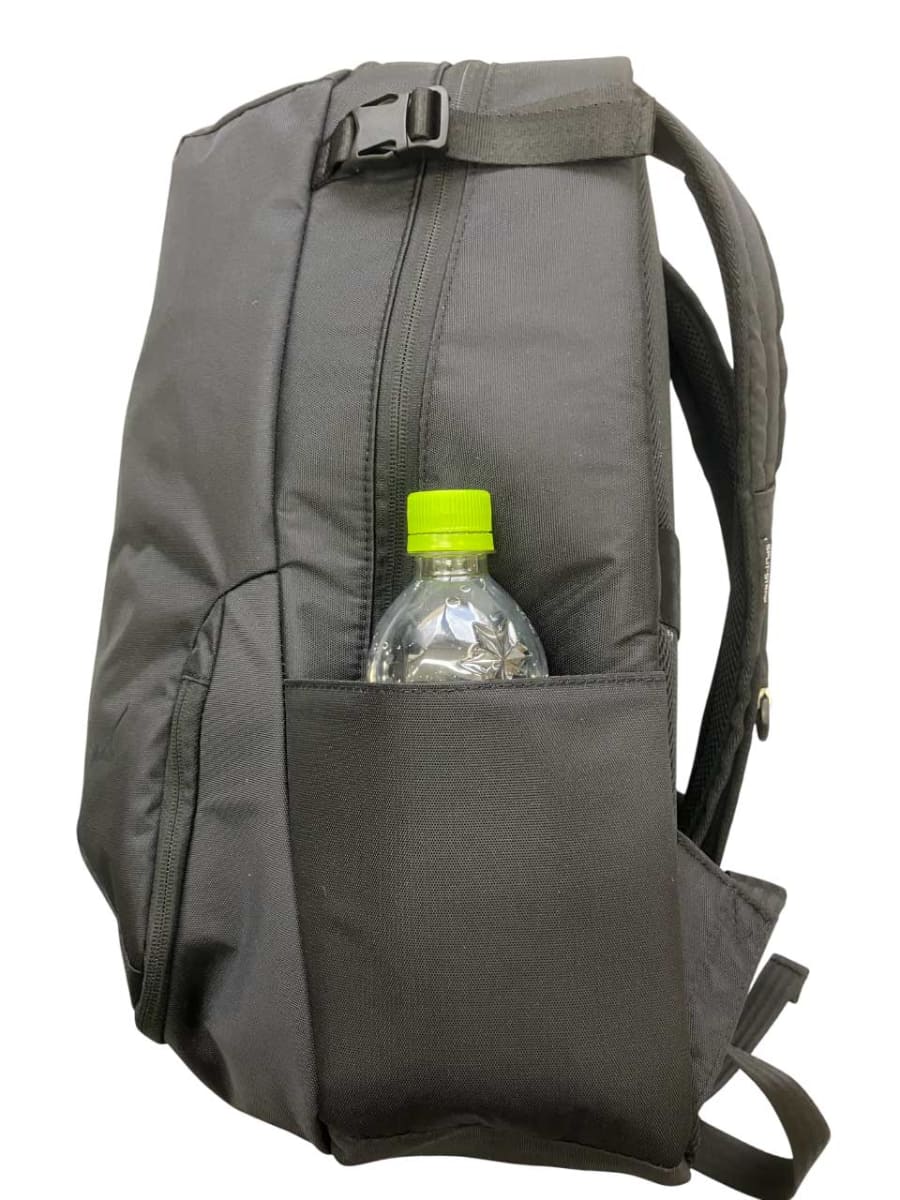 サイドポケット