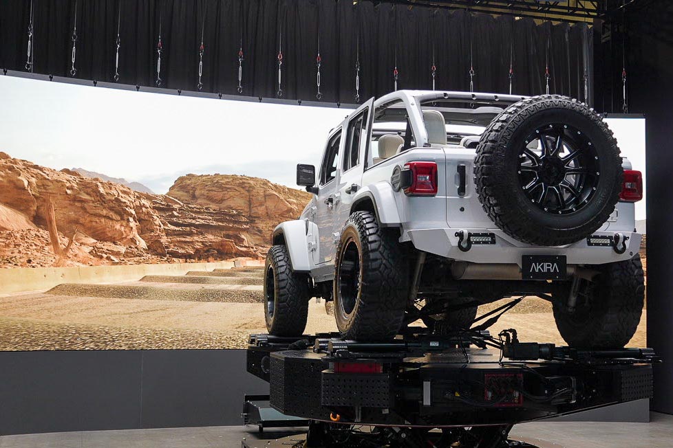 Pixomondoの「PXO AKIRA」。自動車をバーチャルプロダクションで撮影するための大がかりなシステムだが、実は映画など映像産業だけを見据えたものではない