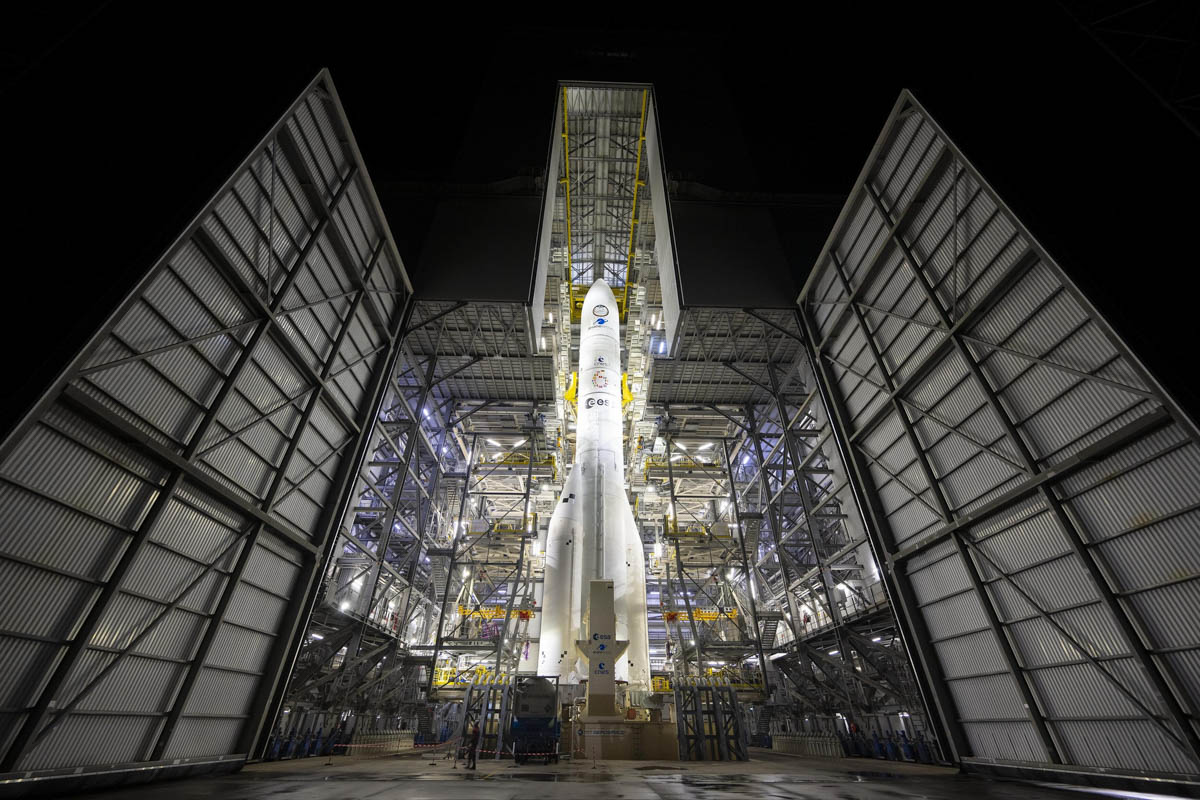 打上げ前のAriane 6(Credits: ESA-S. Corvaja)