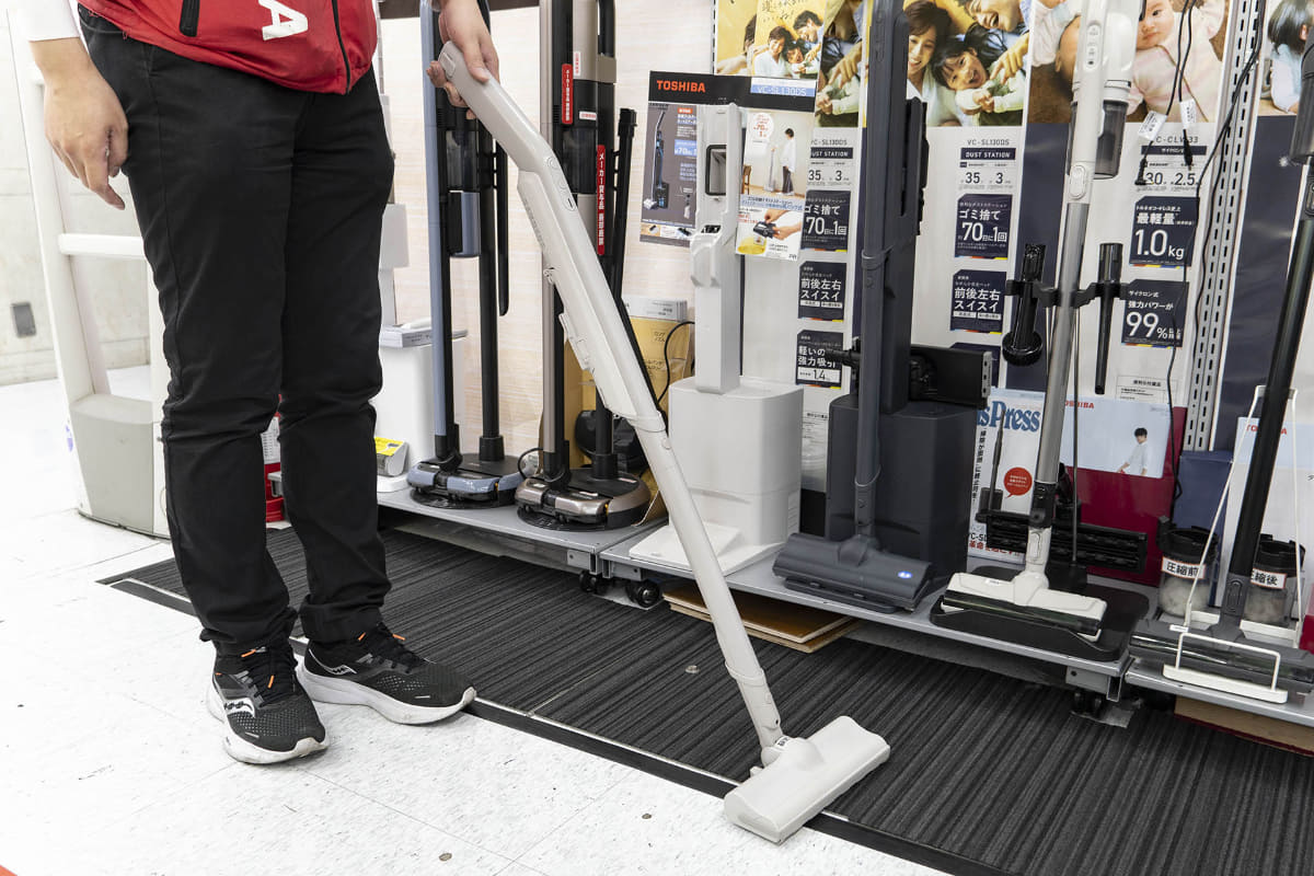 東芝 トルネオ コードレス VC-SL130DS(69,800円)