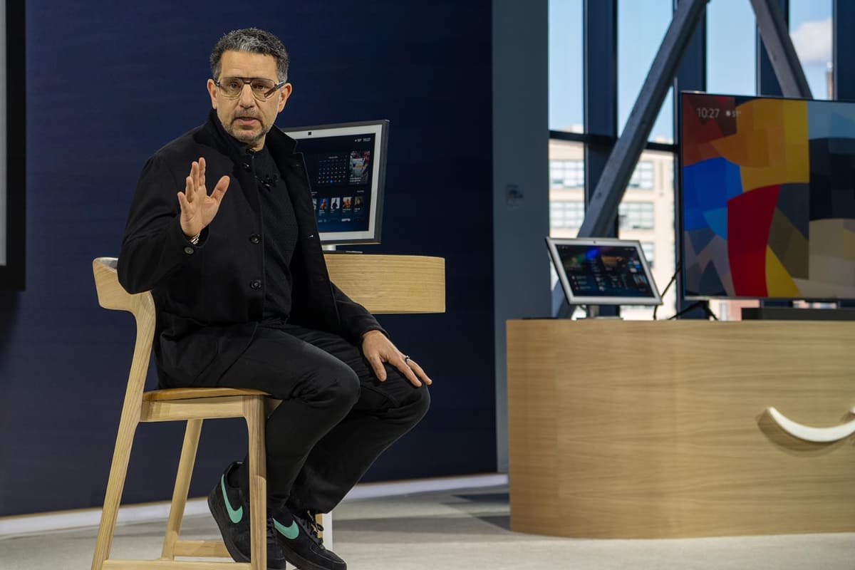 自らAlexa+をデモするAmazon・Device & Services担当シニア・バイスプレジデントのパノス・パネイ氏