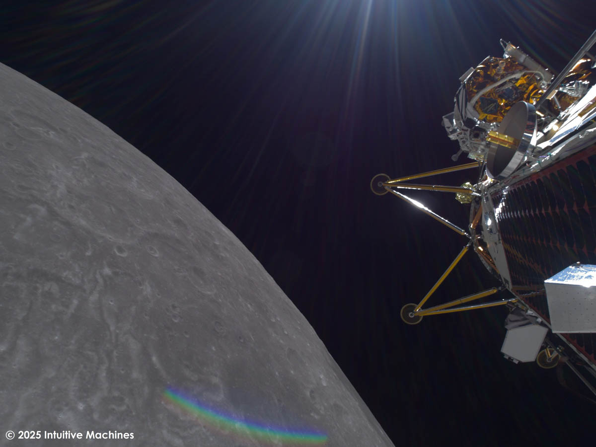 Athenaが撮影した月面の写真