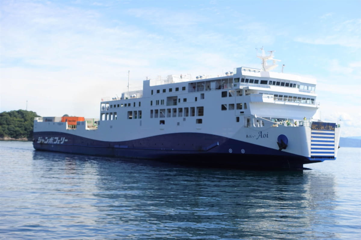 ジャンボフェリー「あおい」