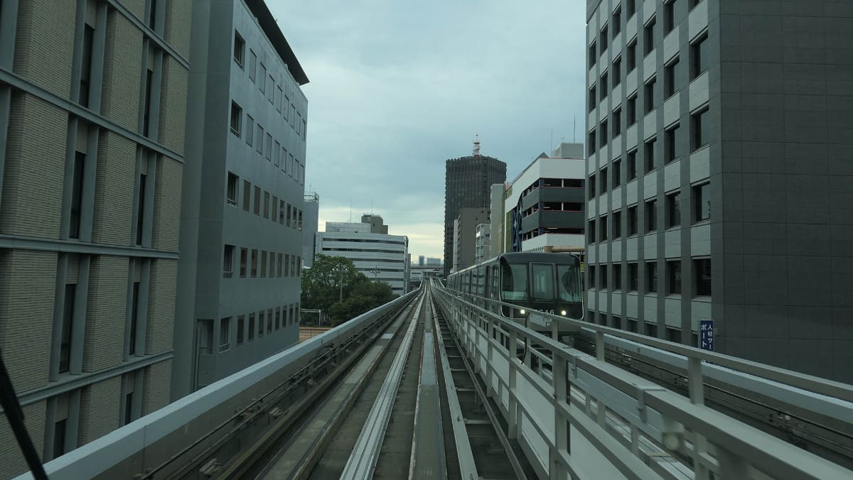 三宮地区にはオフィスビルが立ち並ぶ