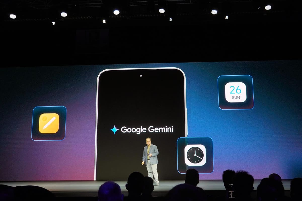 MWCに合わせて開催されたシャオミの発表会には、グーグルのVPがゲストとして登壇。Geminiがシャオミ製のアプリとも連携することを明かした